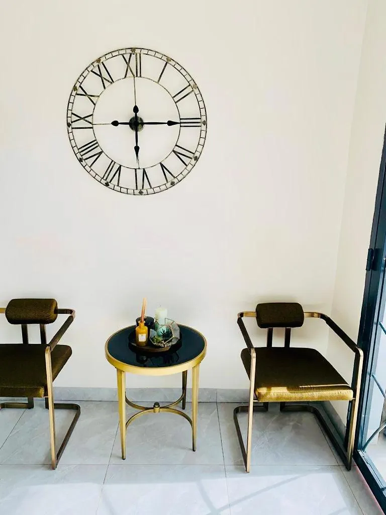 Lovely & Cosy 1 Bedroom Apt In Mermoz, Dakar-Senegal